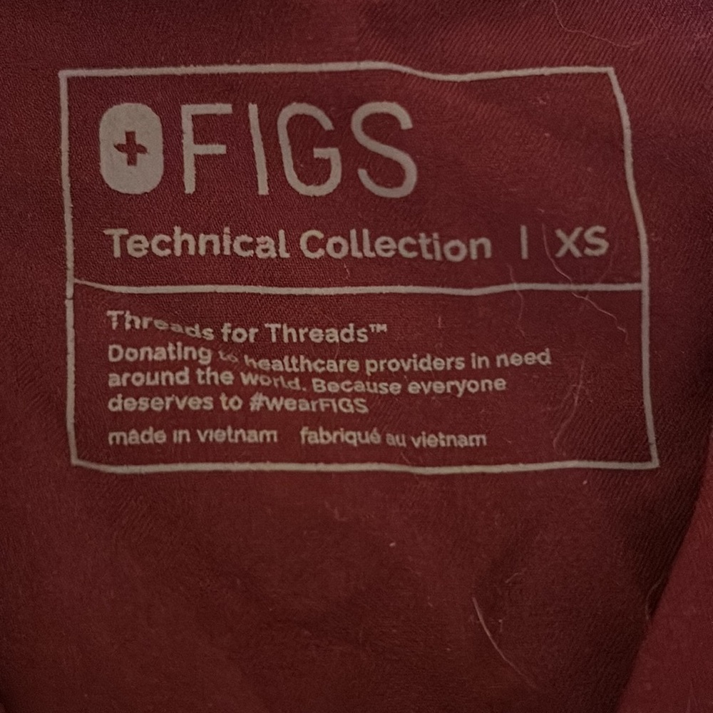 Figs Burgundy Scrubs - Picture 2 of 5